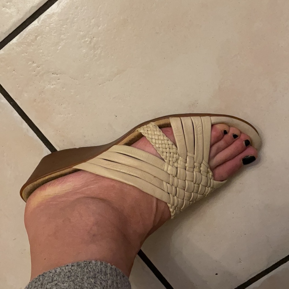 Shoes - Picture 8 of 8